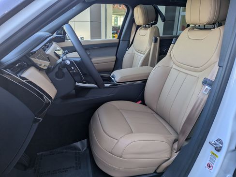 New 2026 Land Rover Range Rover Sport SE image 23