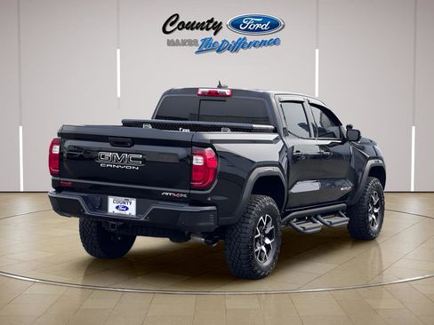 Used 2024 GMC Canyon AT4X image 24