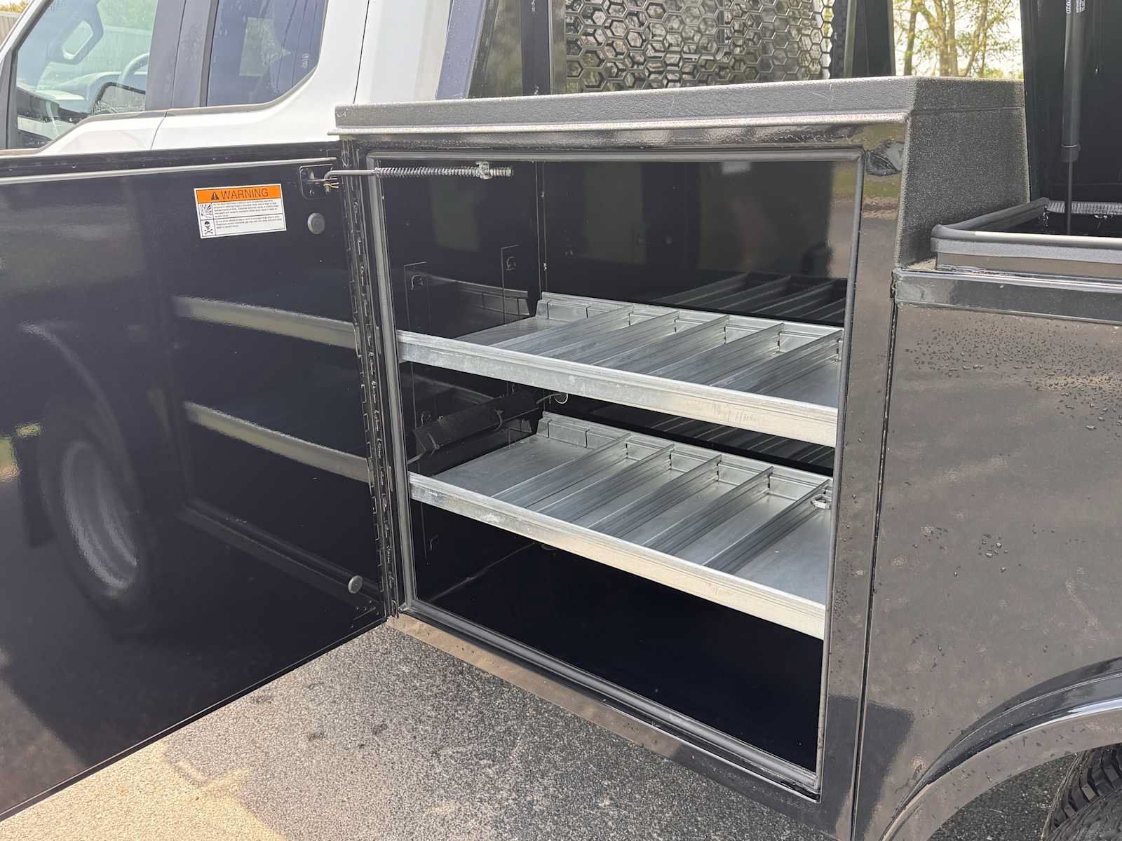 New 2025 Ford F350 XL w/ XL Chrome Package AWD/4WD image 4