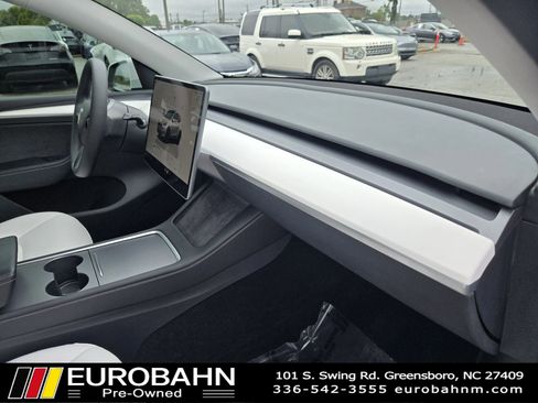 Used 2023 Tesla Model Y Long Range AWD/4WD image 19