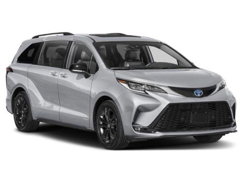 Used 2023 Toyota Sienna XSE w/ XSE Plus Package FWD image 9