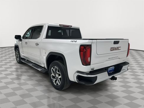 Used 2024 GMC Sierra 1500 SLT w/ SLT Premium Package image 4