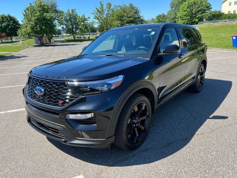 Used 2022 Ford Explorer ST w/ Equipment Group 401A AWD/4WD image 5