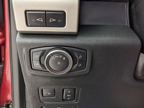 Used 2019 Ford F250 Lariat w/ Lariat Ultimate Package AWD/4WD image 21