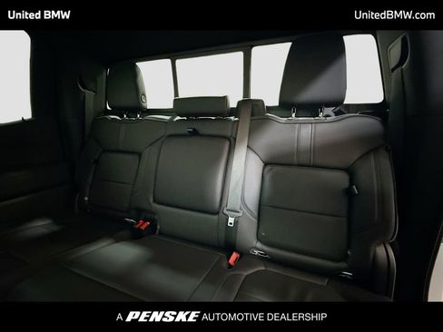 Used 2019 Chevrolet Silverado 1500 High Country w/ Technology Package image 13