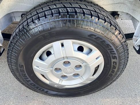 Used 2020 RAM ProMaster 2500 w/ Premium Appearance Group FWD image 10