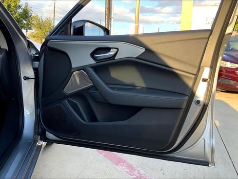 Certified 2025 Acura TLX w/ Technology Package image 22