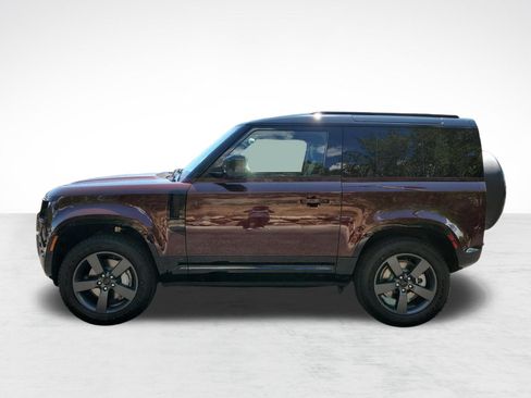 New 2026 Land Rover Defender 90 X-Dynamic SE AWD/4WD image 2