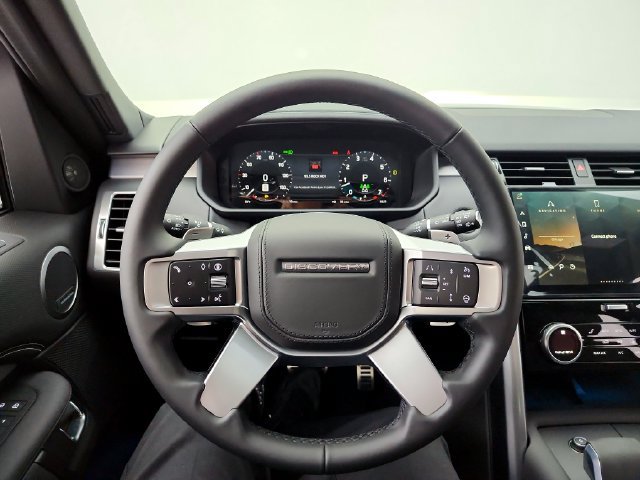 New 2026 Land Rover Discovery Limited Edition AWD/4WD image 25