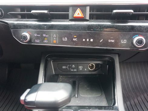 Used 2025 Kia K5 GT-Line w/ GT-Line Premium Package FWD image 12