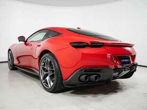 Used 2024 Ferrari Roma image 7