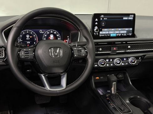 Used 2024 Honda Civic Touring image 35