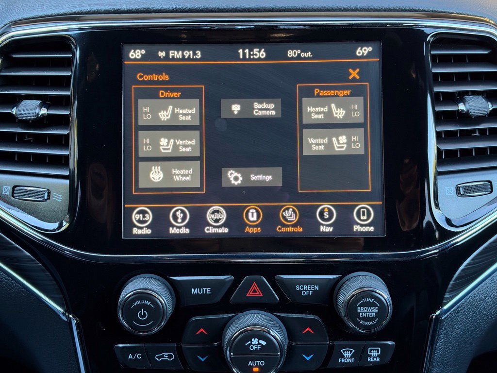 Used 2019 Jeep Grand Cherokee Limited w/ Luxury Group II AWD/4WD image 33