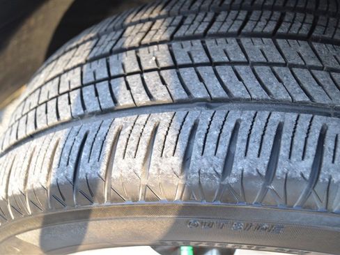 Used 2009 INFINITI G37 x Sedan w/ Premium Pkg image 39