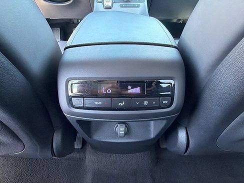 Used 2025 Hyundai Palisade SEL AWD/4WD image 25