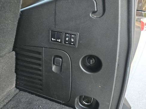 Used 2016 GMC Yukon SLT w/ HD Trailering Package image 15