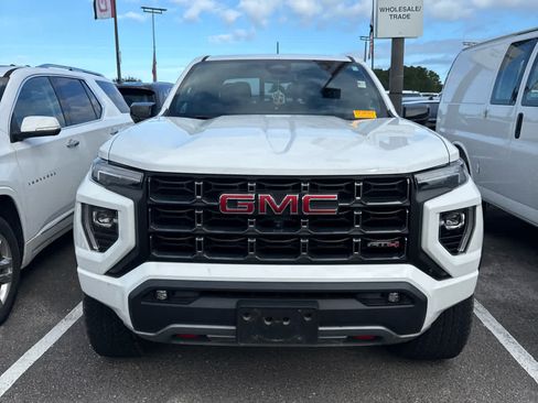 Used 2023 GMC Canyon AT4 w/ AT4 Premium Package AWD/4WD image 2