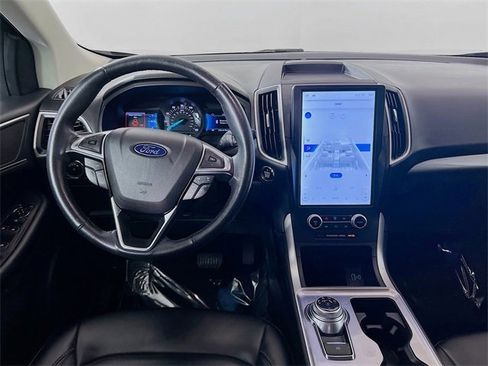 Used 2023 Ford Edge SEL image 19