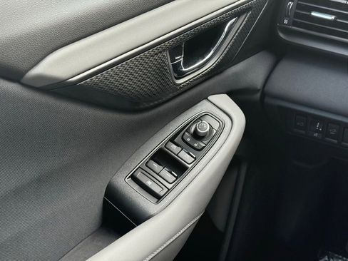 New 2025 Subaru Outback Premium image 8