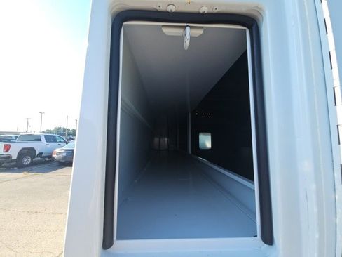 New 2025 Chevrolet Express 3500 Work Van w/ Power Convenience Package image 16