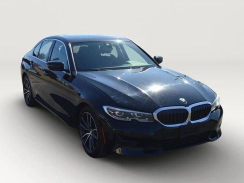 Used 2020 BMW 330i Sedan w/ Convenience Package RWD image 12