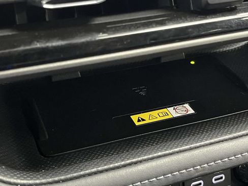 Used 2023 Toyota Highlander XLE AWD/4WD image 40