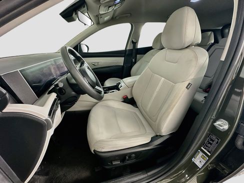 Used 2025 Hyundai Tucson SEL FWD image 13