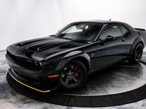 Used 2022 Dodge Challenger SRT Super Stock image 4