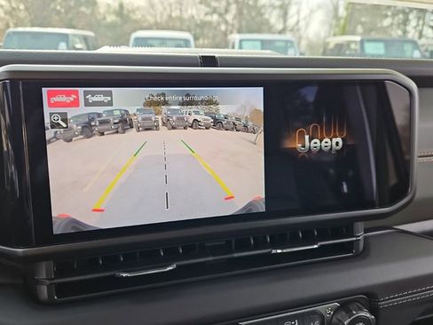 New 2026 Jeep Gladiator Mojave image 18