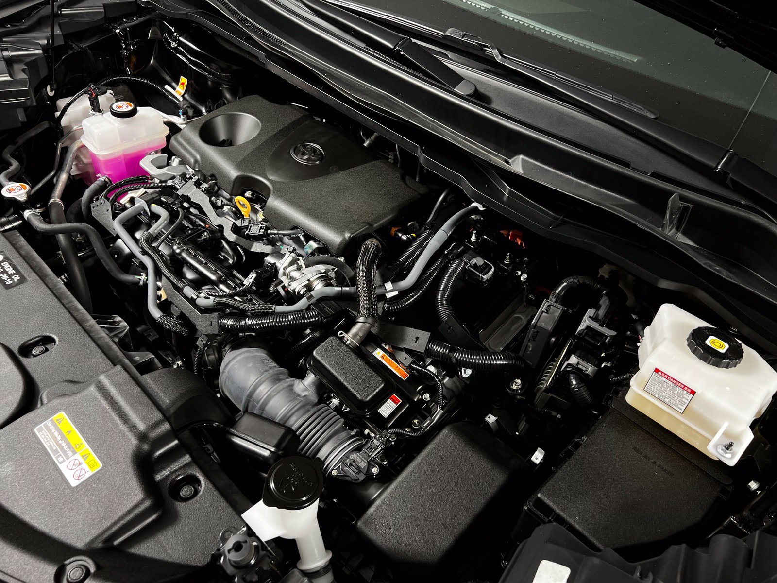 Certified 2025 Toyota Sienna XLE FWD image 11