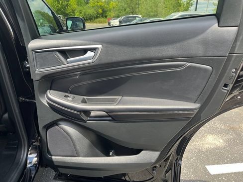 Used 2023 Ford Edge Titanium w/ Cargo Accessory Package AWD/4WD image 25