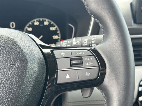 Certified 2025 Honda Pilot EX-L image 19