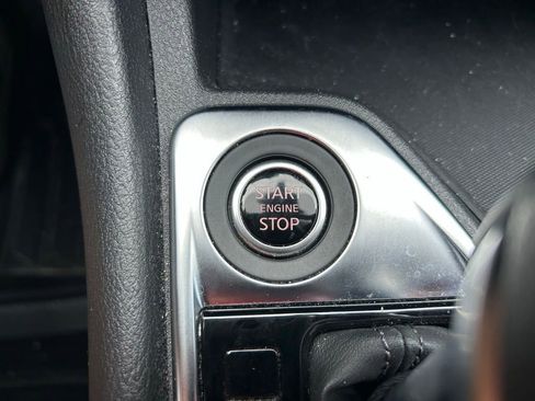 Used 2022 Nissan Sentra SV FWD image 28