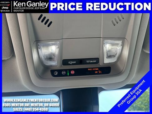Used 2023 GMC Terrain SLE w/ Driver Convenience Package AWD/4WD image 17