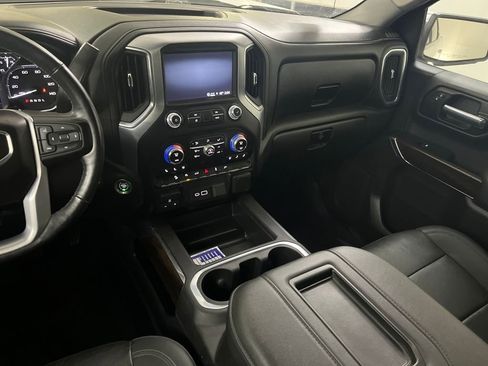 Used 2021 GMC Sierra 1500 SLT w/ SLT Convenience Package image 31