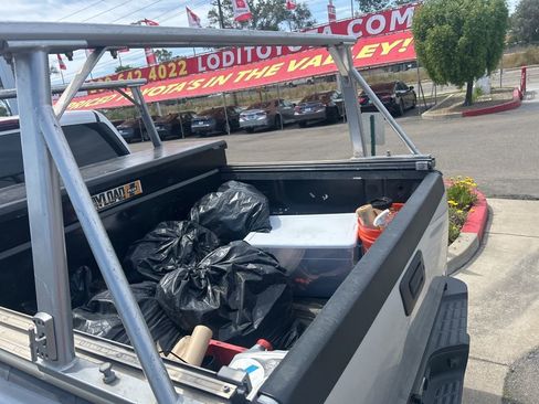 Used 2014 Chevrolet Silverado 2500 LT w/ Interior Plus Package image 7