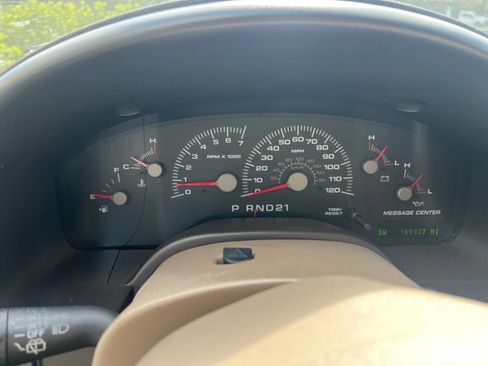 Used 2004 Ford Expedition Eddie Bauer image 12