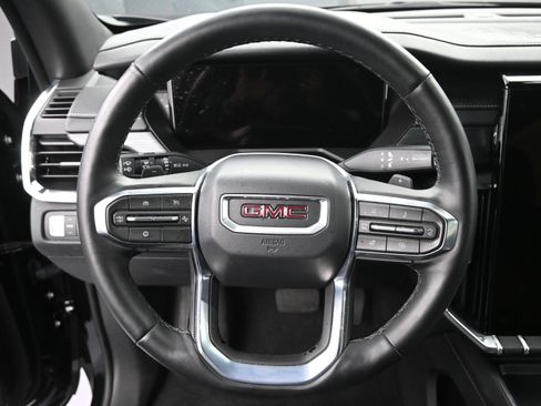 Certified 2025 GMC Acadia Elevation image 10