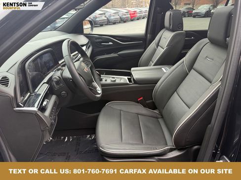 Used 2024 Cadillac Escalade ESV Sport image 34