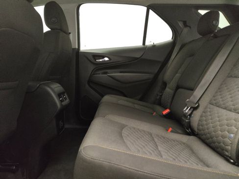 Used 2020 Chevrolet Equinox LT FWD image 18