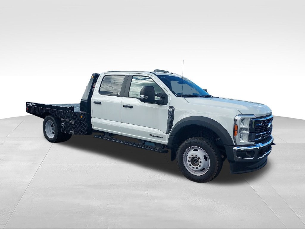 Used 2025 Ford F550 4x4 Crew Cab Super Duty image 7