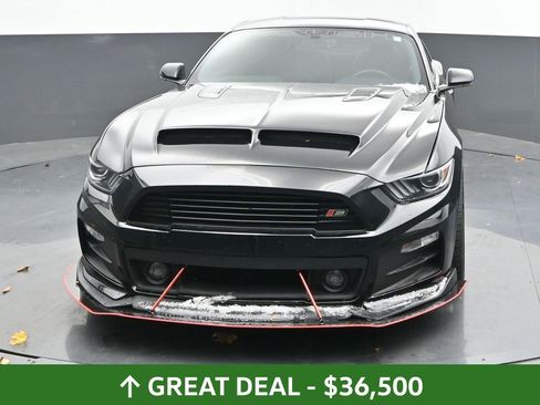Used 2017 Ford Mustang GT Premium w/ GT Performance Package image 5