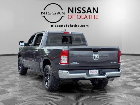 Used 2022 RAM 1500 Big Horn AWD/4WD image 3