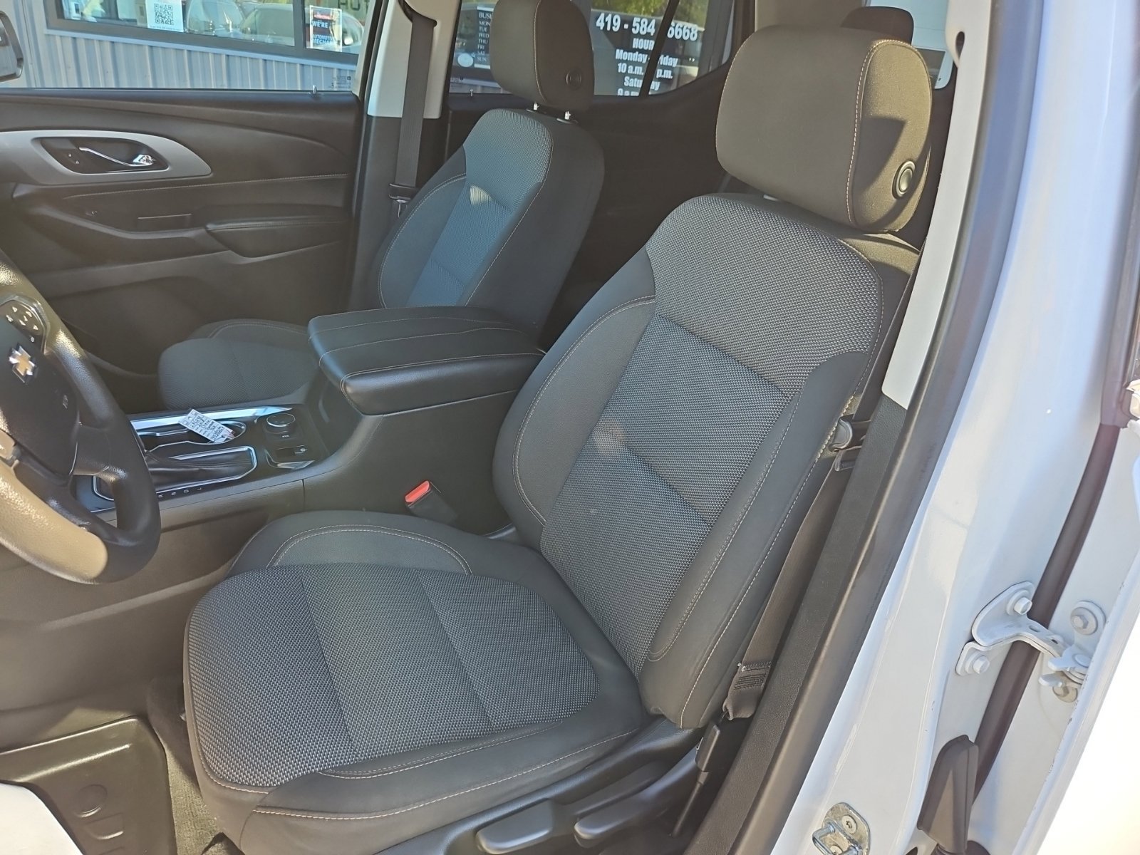 Used 2018 Chevrolet Traverse LS AWD/4WD image 13