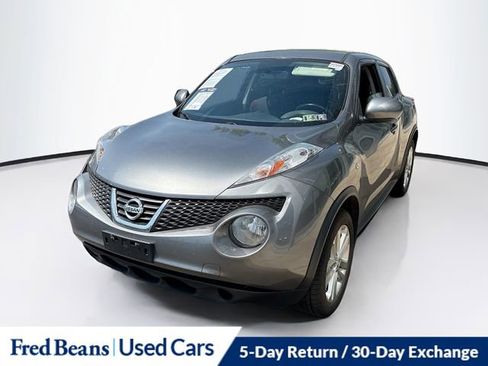 Used 2014 Nissan Juke SV w/ Navigation Package AWD/4WD image 2