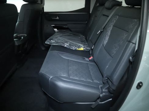 Used 2024 Toyota Tundra Limited AWD/4WD image 14
