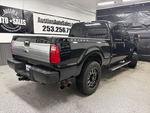 Used 2016 Ford F250 Platinum w/ FX4 Off-Road Package AWD/4WD image 3