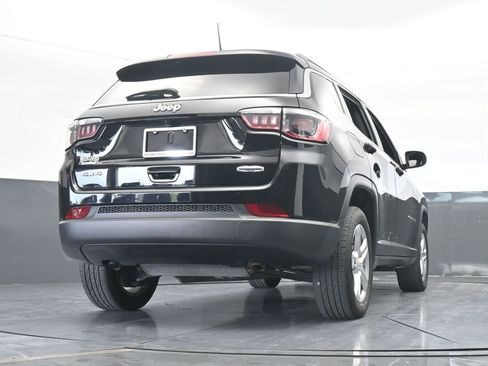 Used 2024 Jeep Compass Latitude image 56