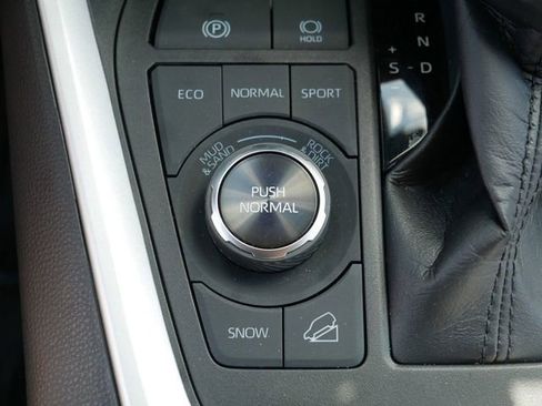 Used 2022 Toyota RAV4 Limited w/ Limited Grade Weather Package AWD/4WD image 28