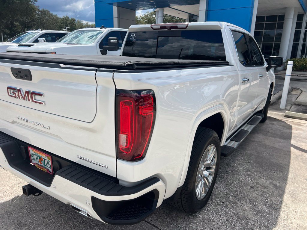 Used 2022 GMC Sierra 1500 Denali RWD image 4